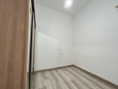 Piso de 85 m2 con balcón en el Eixample