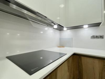 Piso de 85 m2 con balcón en el Eixample