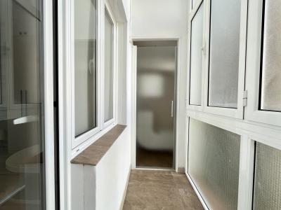 Piso de 85 m2 con balcón en el Eixample