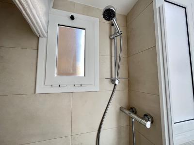 Piso de 85 m2 con balcón en el Eixample