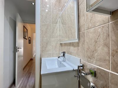 Piso de 85 m2 con balcón en el Eixample