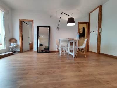 Penthouse for Rent in Barcelona Nou De Sant Francesc - Sils