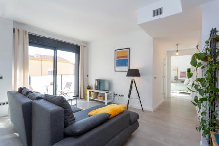 Luminoso piso de alquiler en Badalona