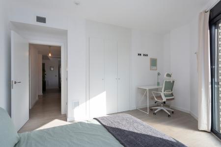 Luminoso piso de alquiler en Badalona