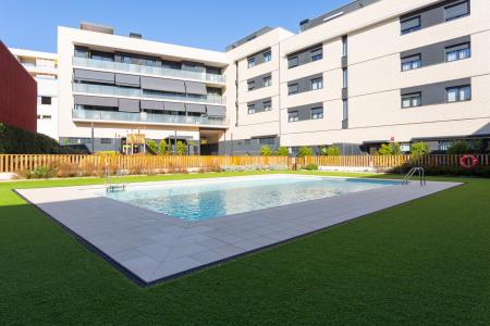 Luminoso piso de alquiler en Badalona