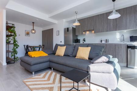 Luminoso piso de alquiler en Badalona