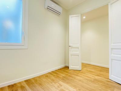 Appartamento in Affitto a Barcelona Comte D'urgell - Tamarit