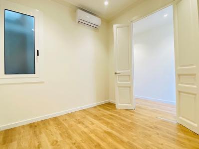 Appartamento in Affitto a Barcelona Comte D'urgell - Tamarit