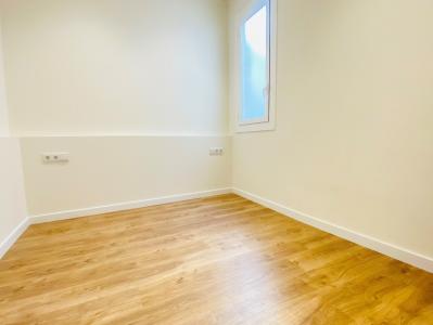 Appartamento in Affitto a Barcelona Comte D'urgell - Tamarit