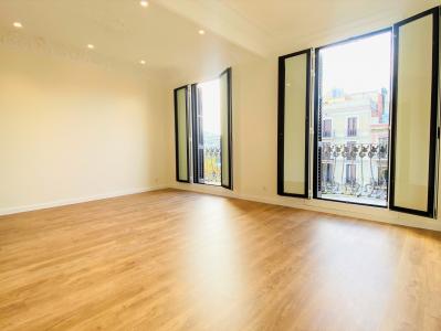 Appartamento in Affitto a Barcelona Comte D'urgell - Tamarit