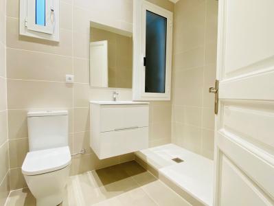 Appartamento in Affitto a Barcelona Comte D'urgell - Tamarit