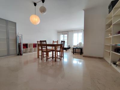 Piso en Alquiler en Barcelona Villarroel - Sepúlveda