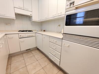 Piso en Alquiler en Barcelona Villarroel - Sepúlveda