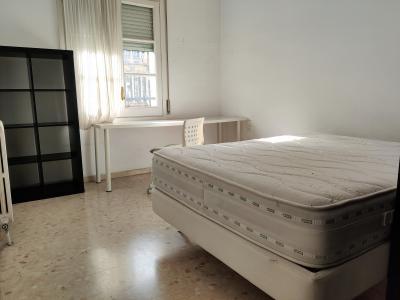 Piso en Alquiler en Barcelona Villarroel - Sepúlveda