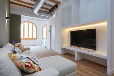 Amplio apartamento de 78m2 en Poble Sec