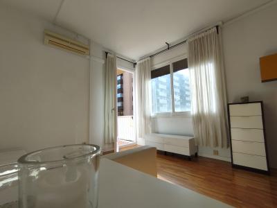 Apartment for Rent in Barcelona Reina Elisenda - Vicenç Foix