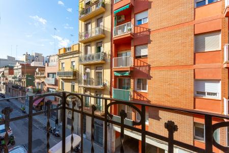 Appartement te huur in Barcelona Navas De Tolosa - Avinguda Meridiana