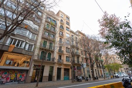 Appartement te huur in Barcelona Viladomat - Parlament