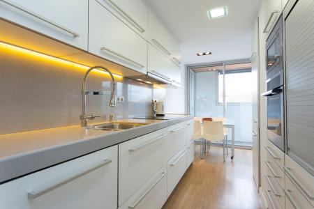 Appartement à louer à Barcelona Bac De Roda - Ramon Turró (minimum 6 Months)
