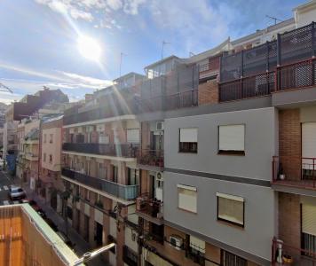 Piso en Alquiler en Barcelona Pintor Mir - Pg. Maragall