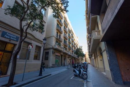 Espectacular piso de alquiler por meses en el barrio de Gràcia 