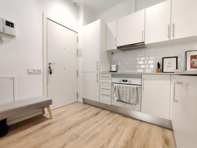 Piso en Alquiler en Barcelona Riereta - Aurora