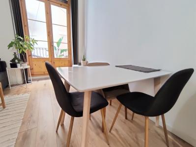 Piso en Alquiler en Barcelona Riereta - Aurora