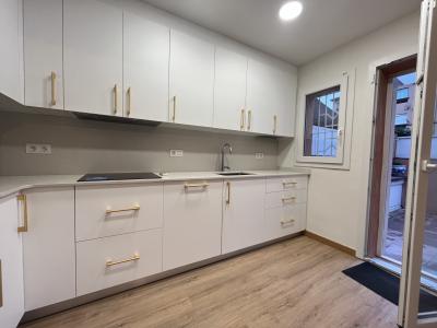 Unifamiliar aislada te huur in Barcelona Sant Antoni Maria Claret - Meridiana