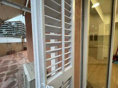 Unifamiliar aislada te huur in Barcelona Sant Antoni Maria Claret - Meridiana