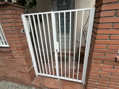 Unifamiliar aislada te huur in Barcelona Sant Antoni Maria Claret - Meridiana