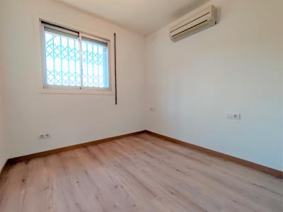 Unifamiliar aislada te huur in Barcelona Sant Antoni Maria Claret - Meridiana