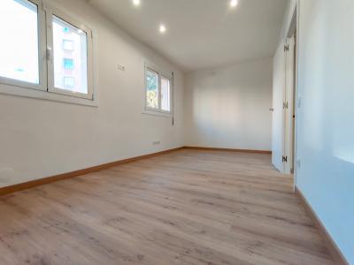 Unifamiliar aislada te huur in Barcelona Sant Antoni Maria Claret - Meridiana