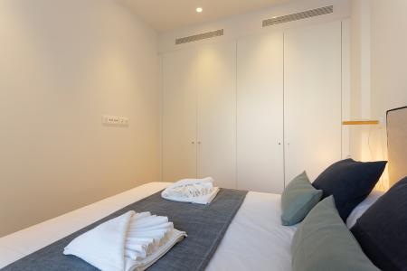 Appartement te huur in Barcelona Provença - Girona (10 Months Minimum)