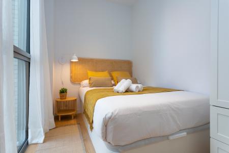 Appartement te huur in Barcelona Provença - Girona (10 Months Minimum)