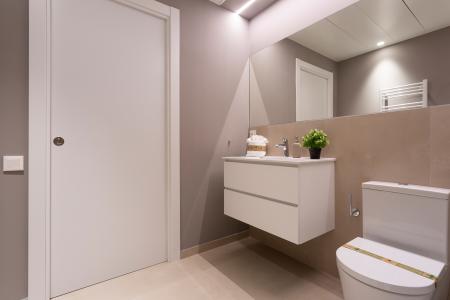 Appartement te huur in Barcelona Provença - Girona (10 Months Minimum)