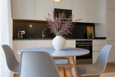 Appartement te huur in Barcelona Provença - Girona (10 Months Minimum)