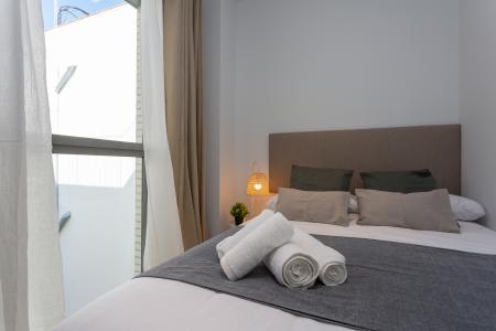 Appartement te huur in Barcelona Provença - Girona (10 Months Minimum)