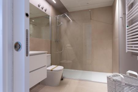 Appartement te huur in Barcelona Provença - Girona (10 Months Minimum)