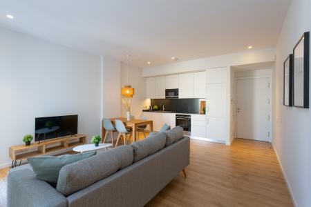 Appartement te huur in Barcelona Provença - Girona (10 Months Minimum)