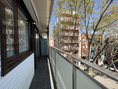 Piso en Alquiler en Barcelona Dublín-nadal (parking Inc)