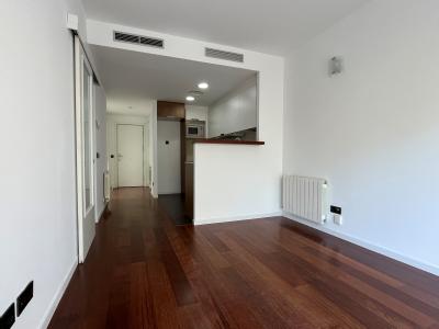 Piso en Alquiler en Barcelona Dublín-nadal (parking Inc)
