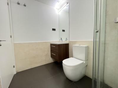 Piso en Alquiler en Barcelona Dublín-nadal (parking Inc)