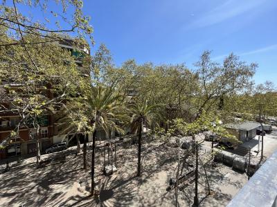 Piso en Alquiler en Barcelona Dublín-nadal (parking Inc)