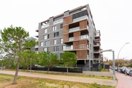 Piso de 100 m2 con 2 habitaciones dobles