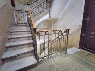 Appartement te huur in Barcelona Av. Gaudí - Còrsega