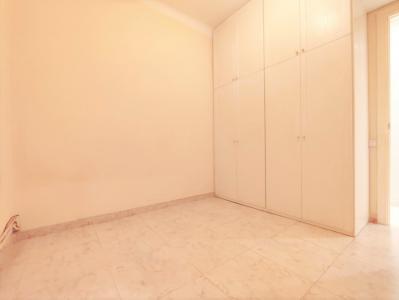 Appartement te huur in Barcelona Av. Gaudí - Còrsega