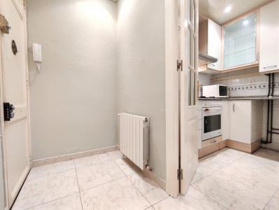 Appartement te huur in Barcelona Av. Gaudí - Còrsega