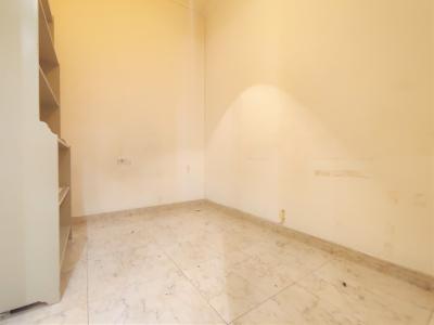 Appartement te huur in Barcelona Av. Gaudí - Còrsega