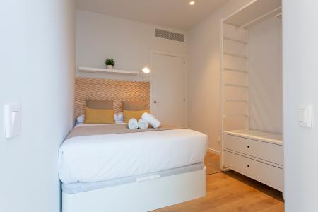 Pis en Lloguer a Barcelona Provença - Girona (10 Months Minimum)
