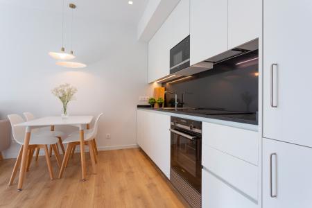 Appartement te huur in Barcelona Provença - Girona (10 Months Minimum)